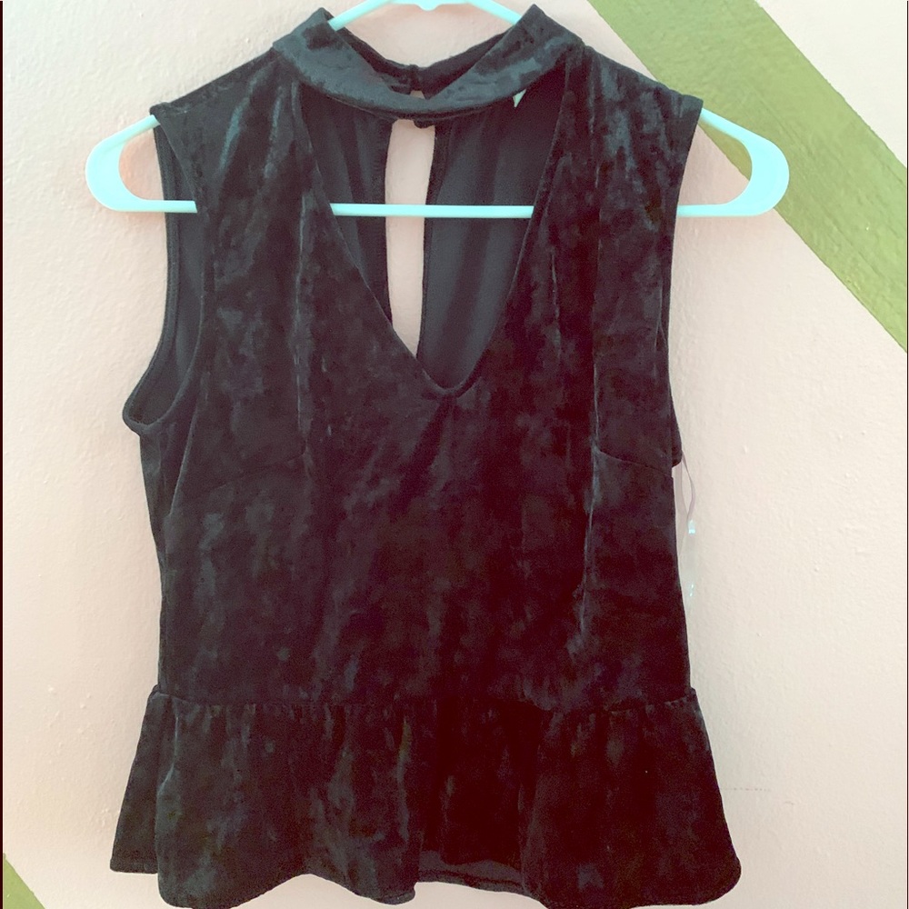Black shirt formal and with the line in the neck